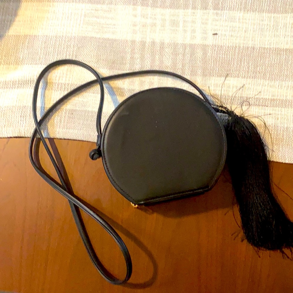 Black crossbody